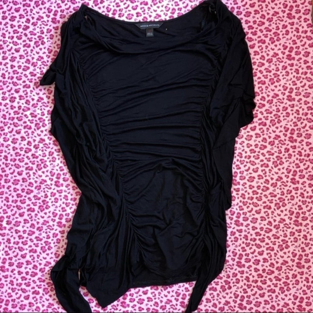 Rock & Republic Black Ruched Blouse